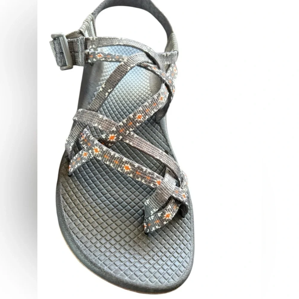 Chaco Women's Classic Creed Gray Orange Sport Outdoor Sandals Hiking Shoes sz 6